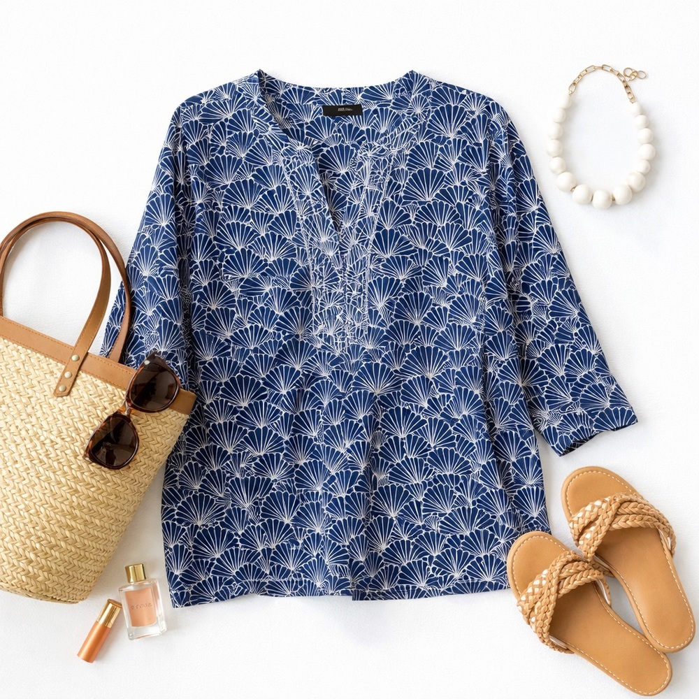 Talbots Blue & White Shell Print V-Neck Blouse XP 3/4 Sleeve Coastal